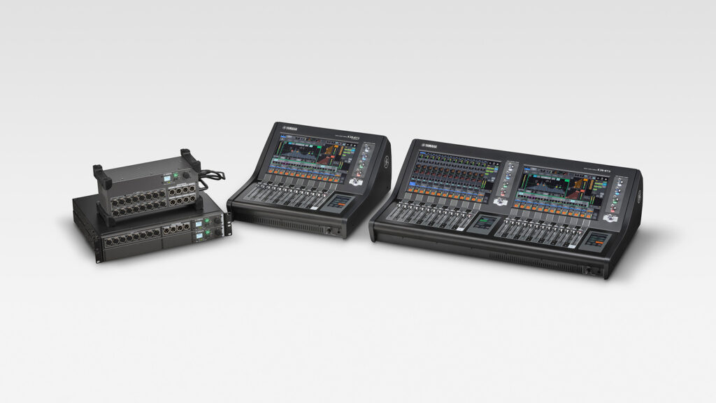 ヤマハのRシリーズユーティリティI/O、DM5 Compact、DM5を左から並べた公式製品写真
