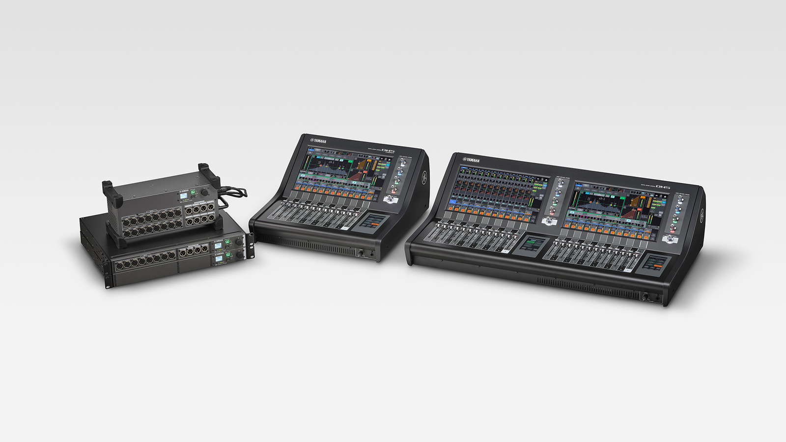 ヤマハのRシリーズユーティリティI/O、DM5 Compact、DM5を左から並べた公式製品写真